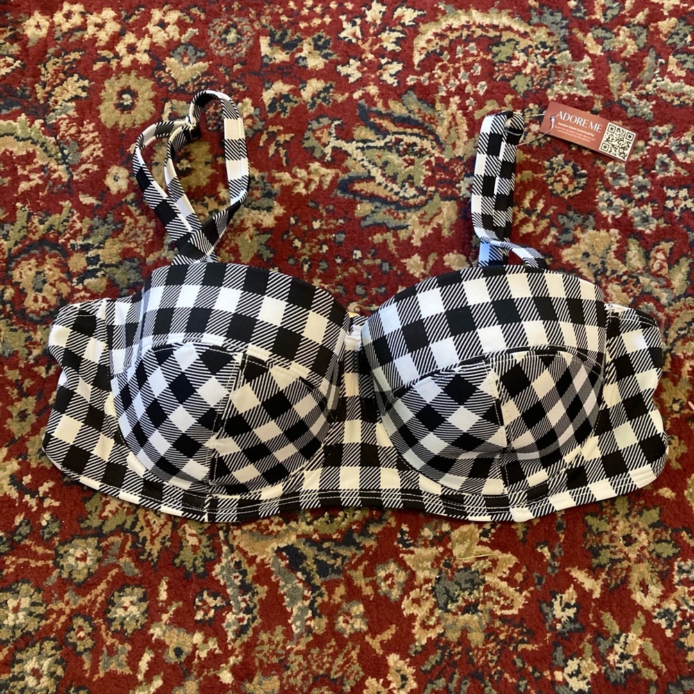 Adore Me Classic Checkered Bikini Top - Picture 3 of 8